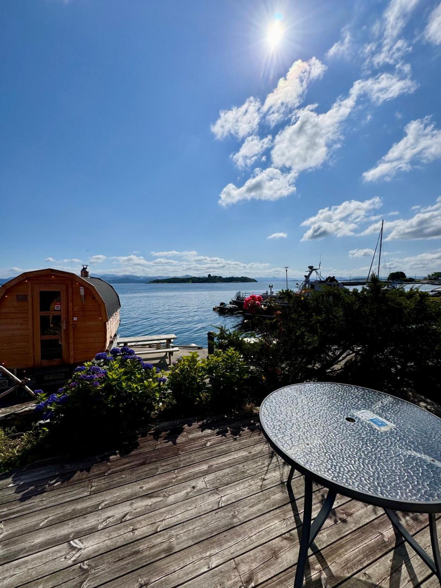 Sjoberg Hotell Og Ferie Leiligheter Osthusvik Bagian luar foto