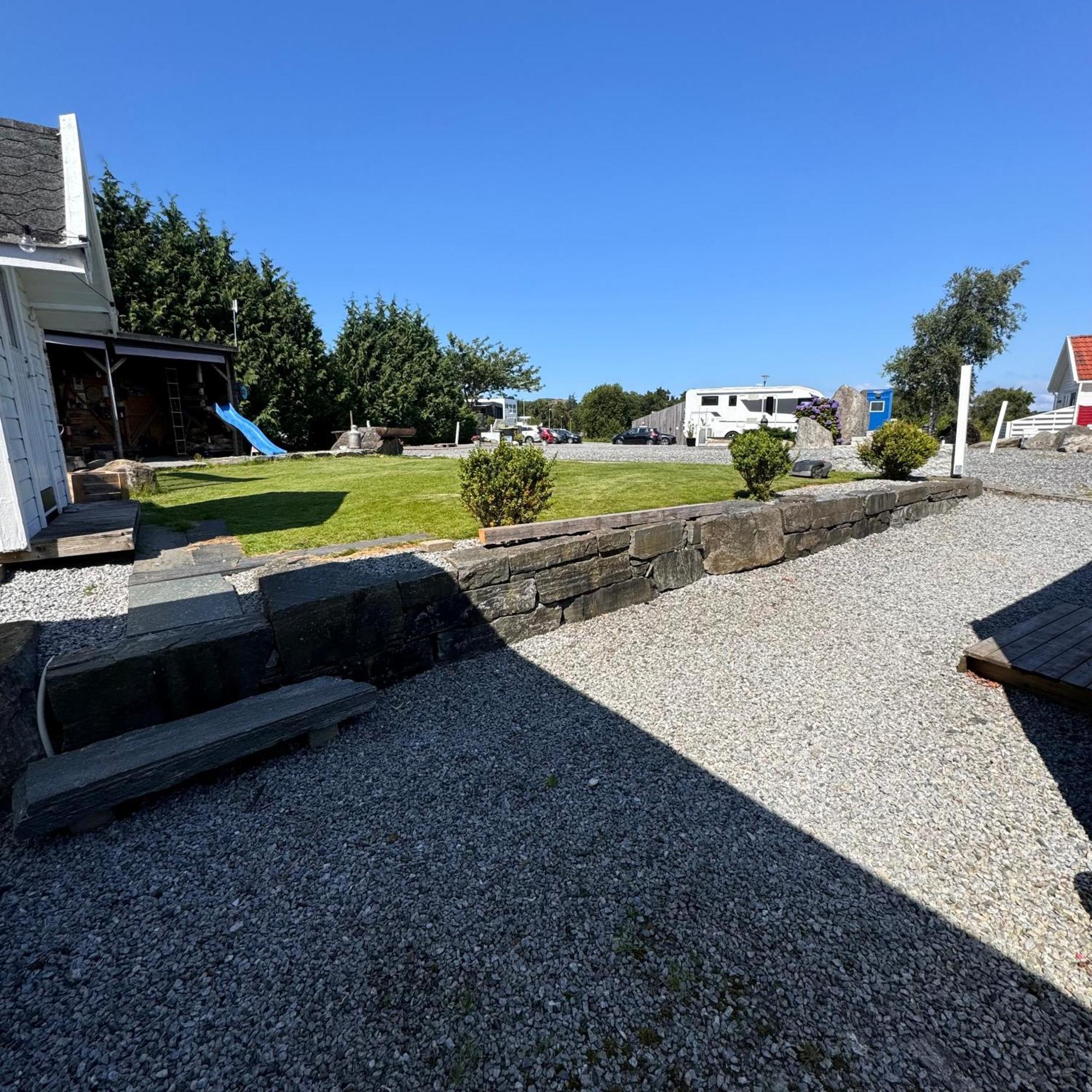 Sjoberg Hotell Og Ferie Leiligheter Osthusvik Bagian luar foto
